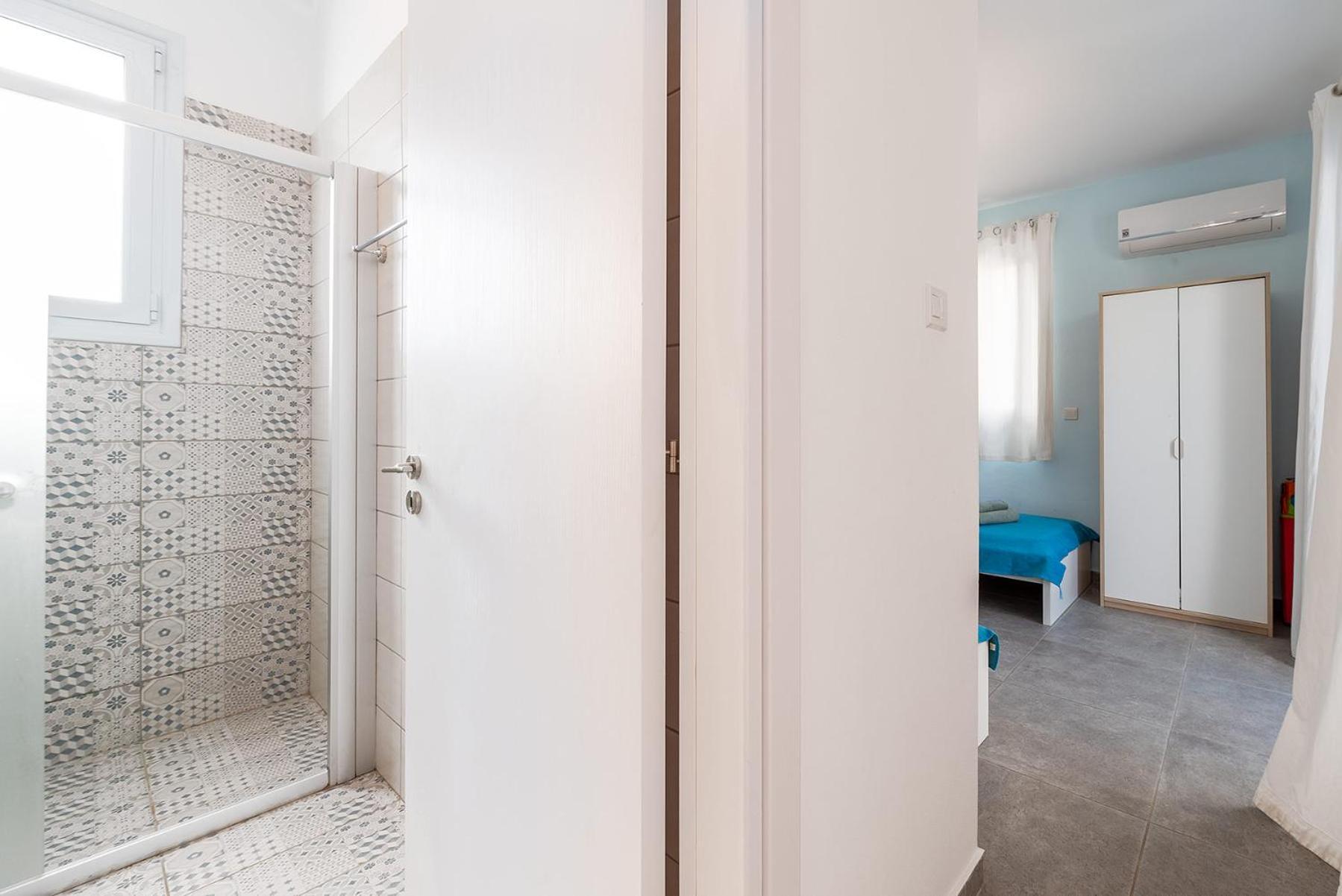 Blue Diamond Beach Villas Paphos ภายนอก รูปภาพ