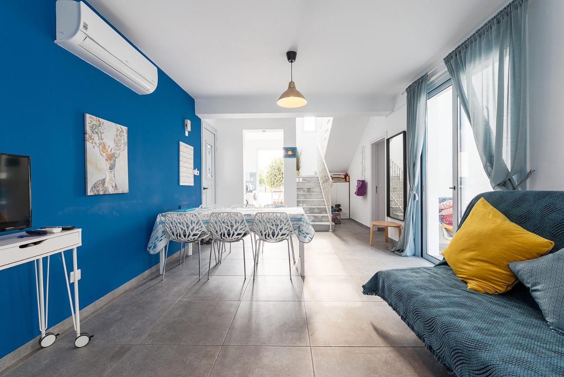 Blue Diamond Beach Villas Paphos ภายนอก รูปภาพ