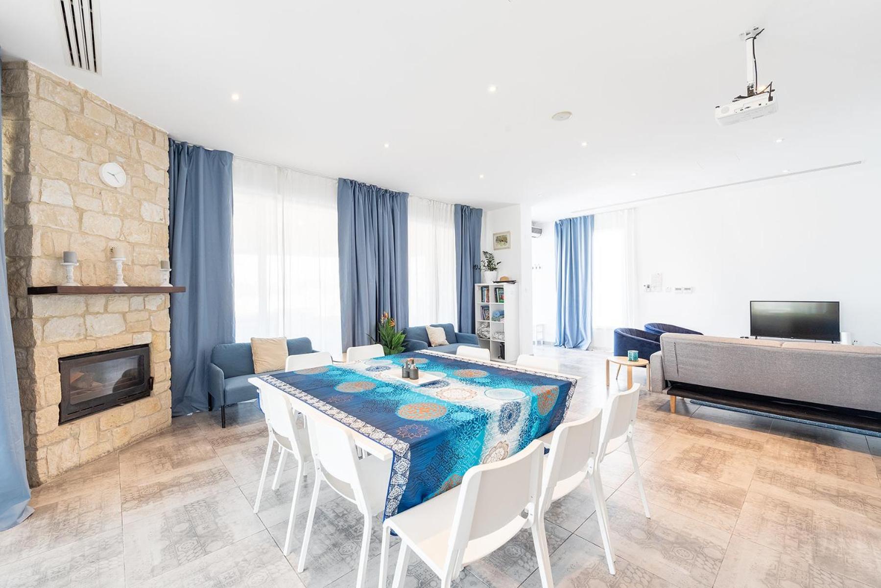 Blue Diamond Beach Villas Paphos ภายนอก รูปภาพ